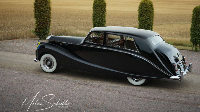 1957-limousine-rolls-royce-800x450-f879b1c72b0c7da6201ae98b1aec61e3 image 1957-limousine-rolls-royce
