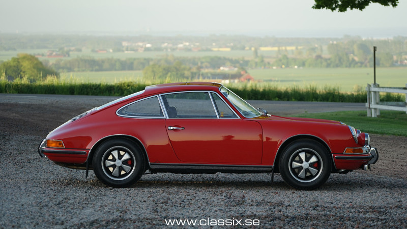 911-f-model-800x450-ca8af038a3e68b94908e1adb709b8745 image 911-f-model