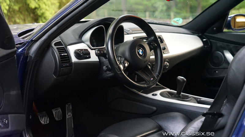 BMW-z4-kupé-interiér