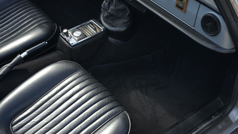 alfa-duetto-carpets