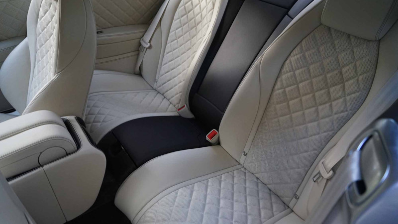 backseat-bentley-gt