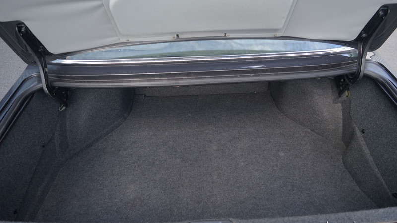 bmw-e24-trunk