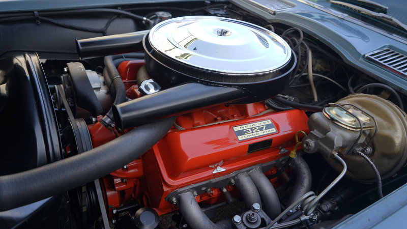 corvette-c2-engine-bay