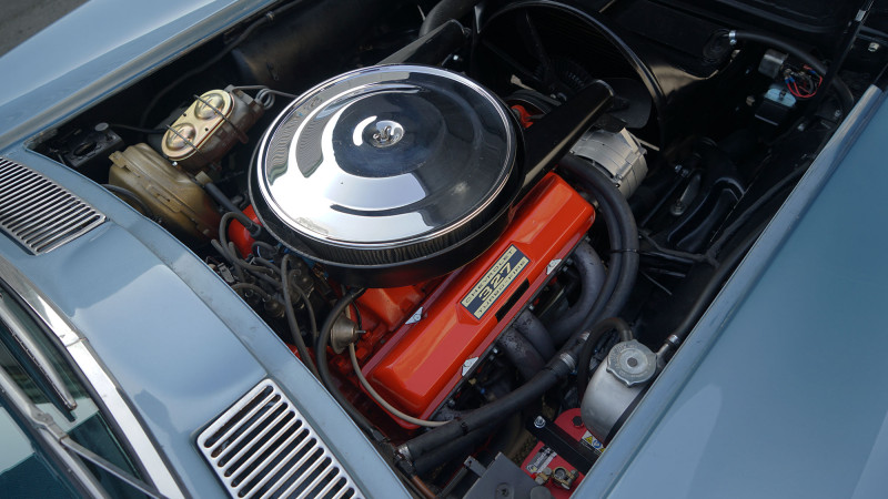 corvette-sting-ray-engine