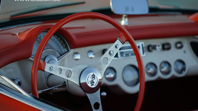 driving-corvette-1957