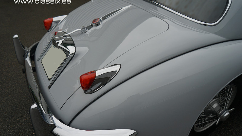 grey-jaguar-xk150