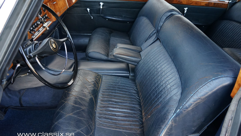 jaguar-420g-interior