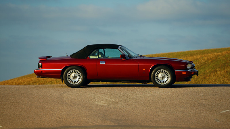 jaguar-xjs-convertible-value