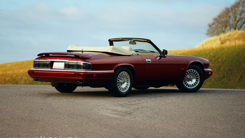 jaguar-xjs-drop-head-for-sale