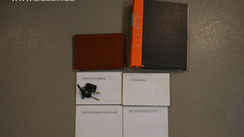 jaguar-xkr-original-books-800x450-6f93f62f6af77445d390a3038f06bc0b image jaguar-xkr-original-books