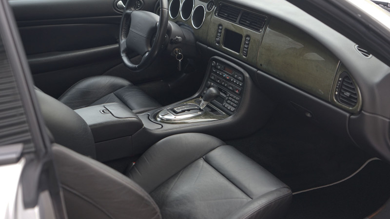 jaguar-xkr-r-performance-interior-800x450-8892561e0785c7a28b9ed14b726fd9da image jaguar-xkr-r-performance-interior