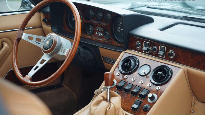 lamborghini-espada-center-console-800x450-320c21cfc877b3709df6ae68df18b1aa image lamborghini-espada-center-console
