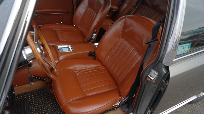 maserati-quattroporte-series-1-brown-interior