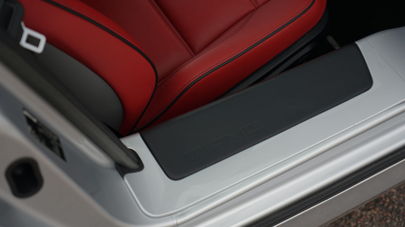 mercedes-sls-coupe-door-sill