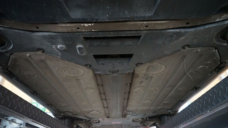 porsche-993-under-800x450-2e39a3894d9d3bfef0b771a4f2c3e837 image porsche-993-under