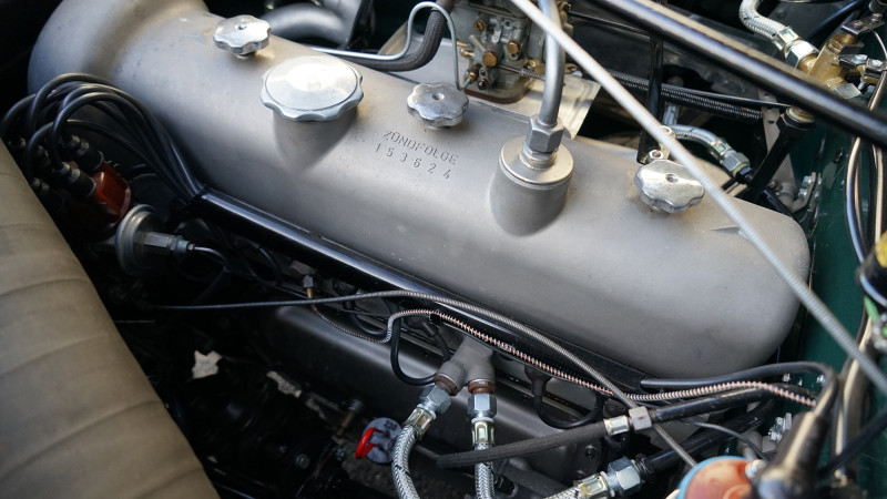 restored-mercedes-engine