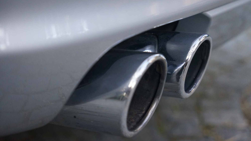 sport-exhaust-porsche