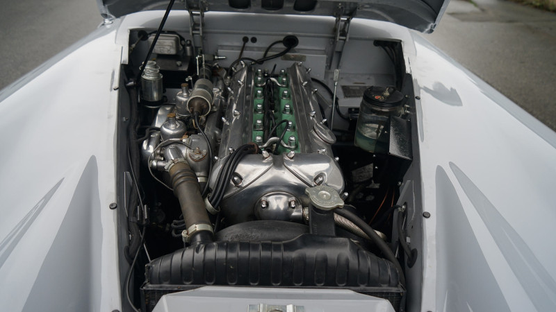 straight-six-jaguar-xk150