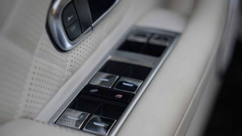 switches-bentley-continental