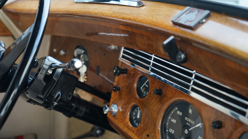 wood-rolls-royce-wraith-800x450-6f4768b18daaa8f21a4b398f1ab81b27 image wood-rolls-royce-wraith