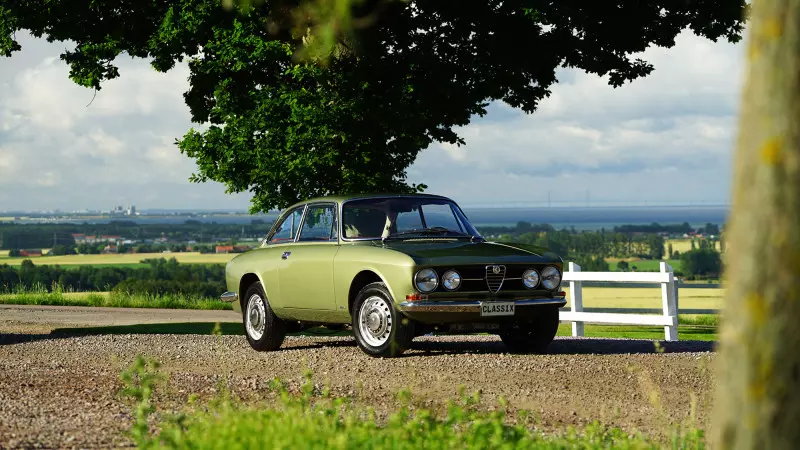 1750-gt-for-sale-800x450-a42988b473aae92eb4b08674bcdf343f image 1750-gt-for-sale