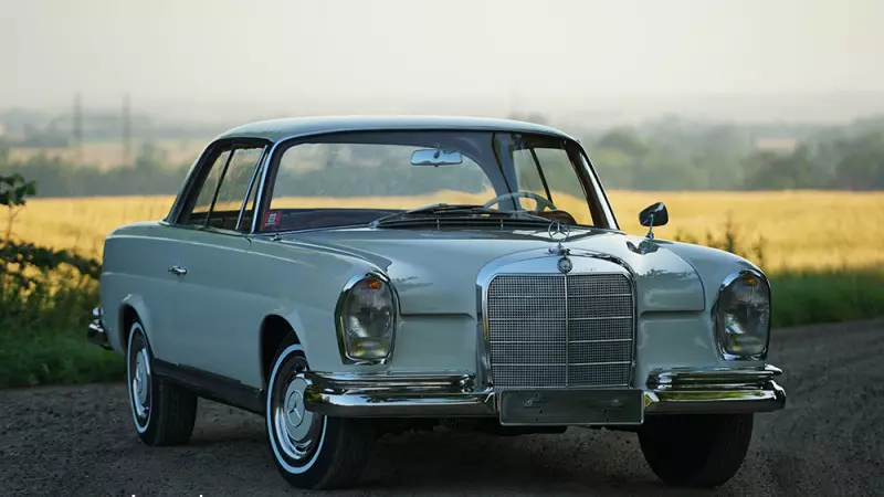 1963-w111-coupé