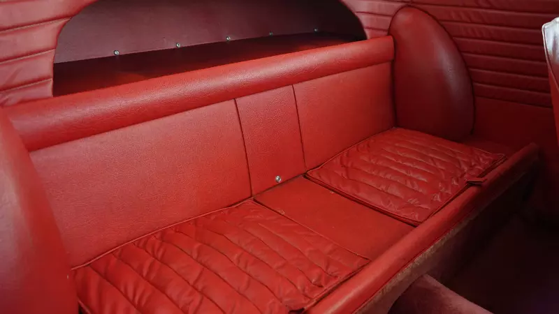 zadní sedadlo-volvo-1963