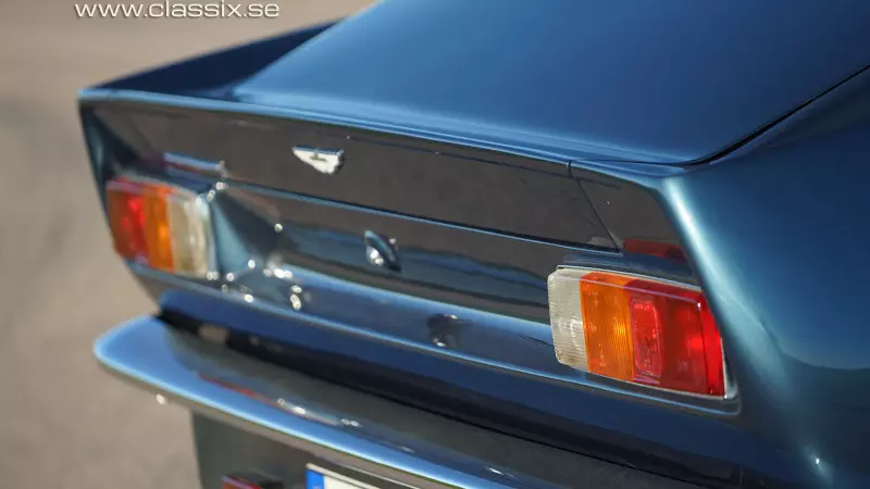 spoiler-aston-v8-vantage